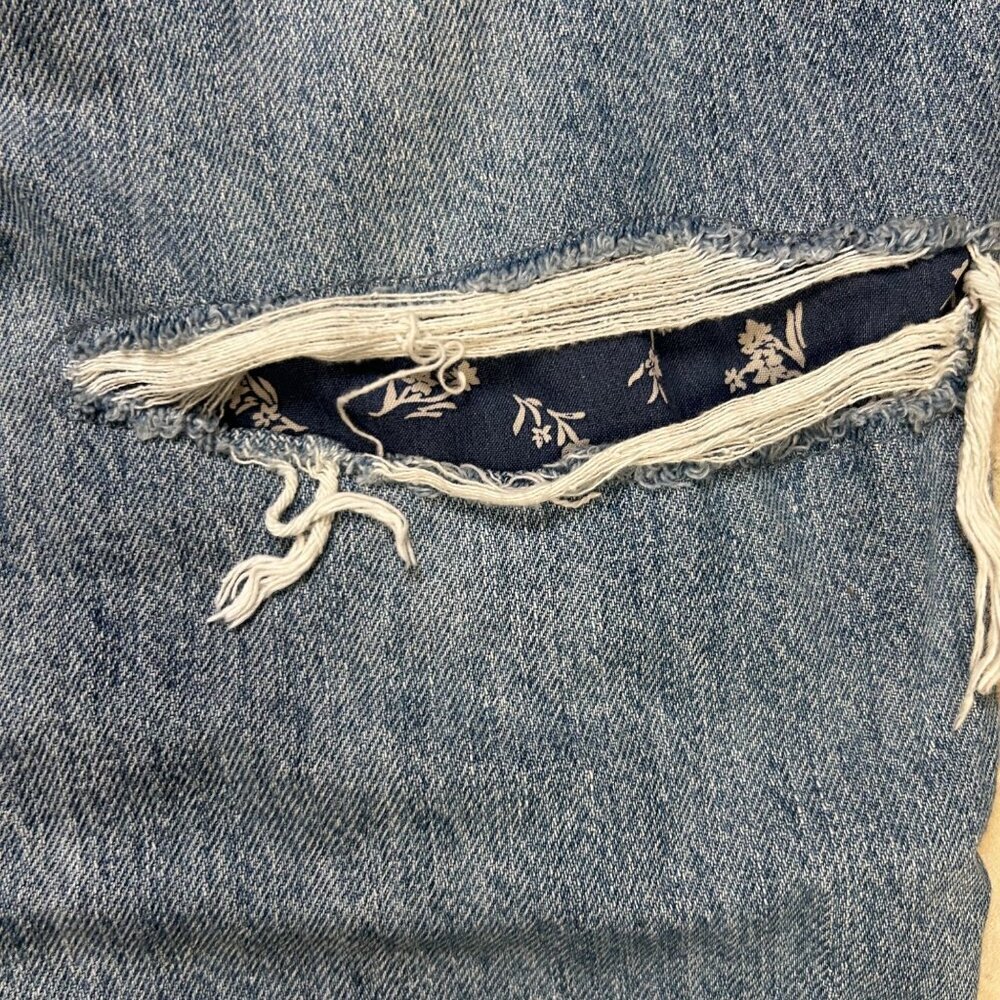 American Eagle Outfitters Women's Straight Leg Patchwork Distressed Blue Jeans - Picture 5 of 6
